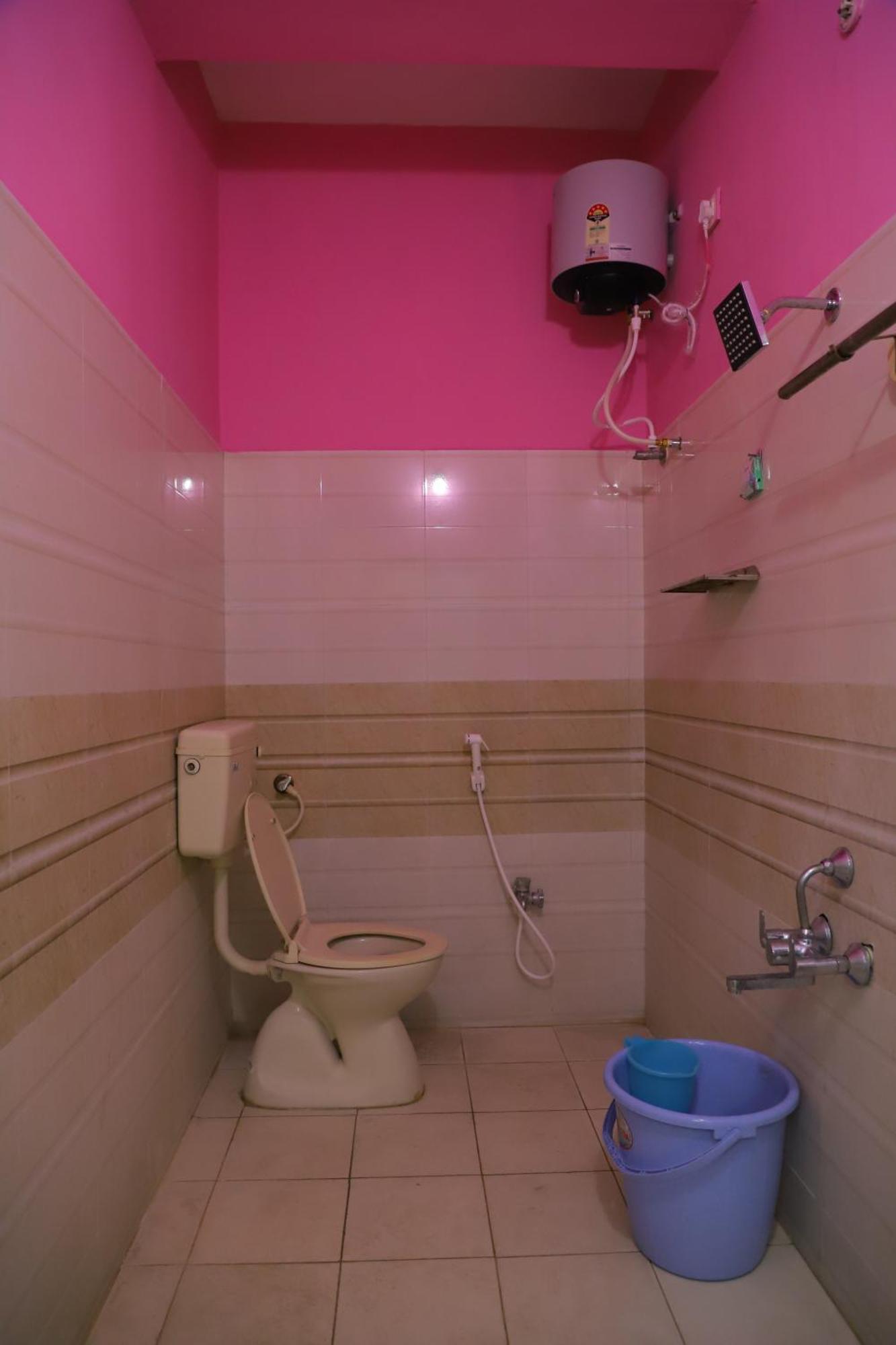טירופאטי Nanda Mohan Homestay- Luxuries Ac Apartment Close To Alipiri Foothills-Kapila Teertham And Iskcon Temple מראה חיצוני תמונה