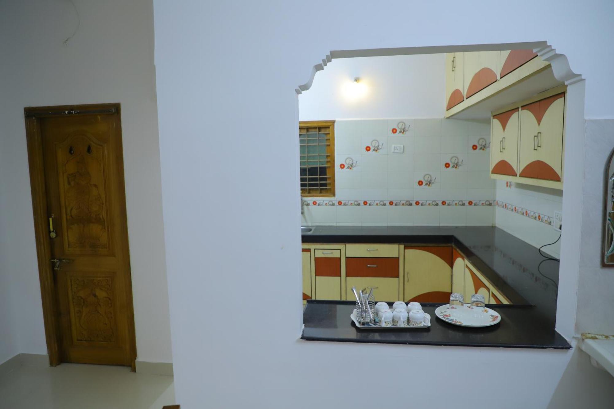 טירופאטי Nanda Mohan Homestay- Luxuries Ac Apartment Close To Alipiri Foothills-Kapila Teertham And Iskcon Temple מראה חיצוני תמונה