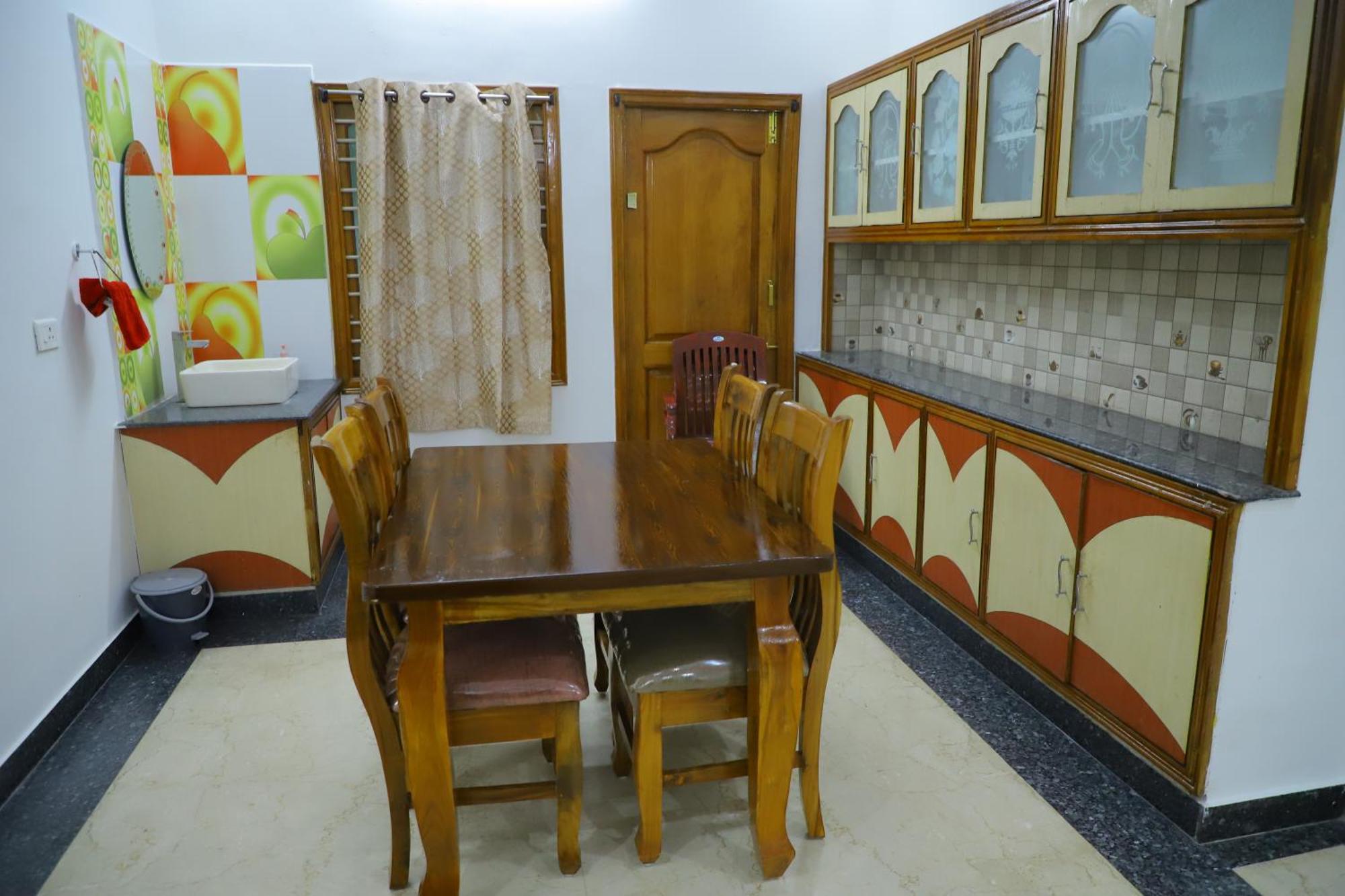 טירופאטי Nanda Mohan Homestay- Luxuries Ac Apartment Close To Alipiri Foothills-Kapila Teertham And Iskcon Temple מראה חיצוני תמונה