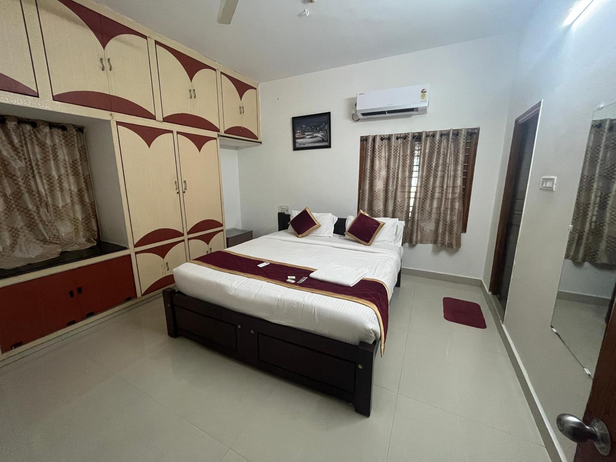 טירופאטי Nanda Mohan Homestay- Luxuries Ac Apartment Close To Alipiri Foothills-Kapila Teertham And Iskcon Temple מראה חיצוני תמונה