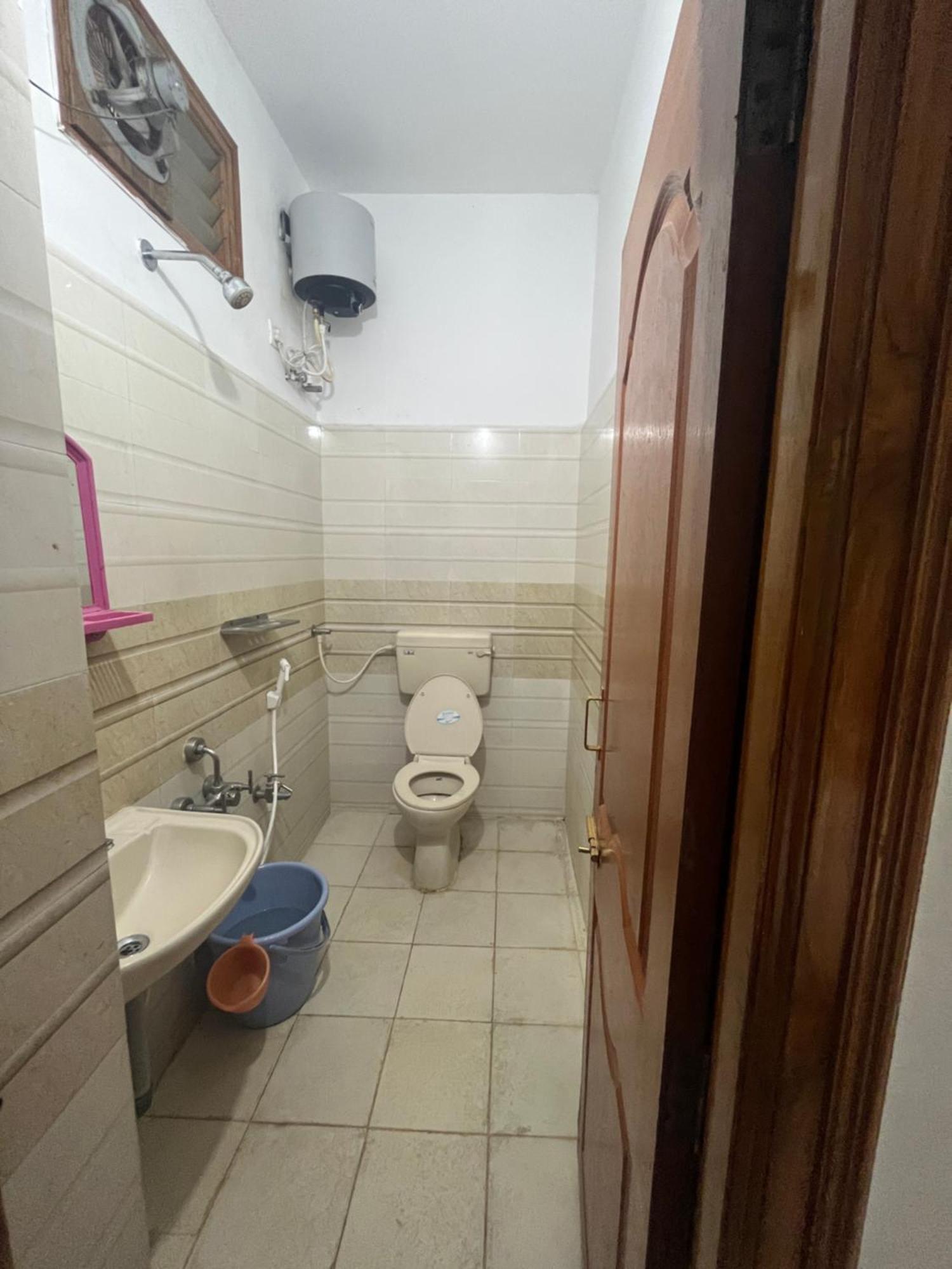 טירופאטי Nanda Mohan Homestay- Luxuries Ac Apartment Close To Alipiri Foothills-Kapila Teertham And Iskcon Temple מראה חיצוני תמונה