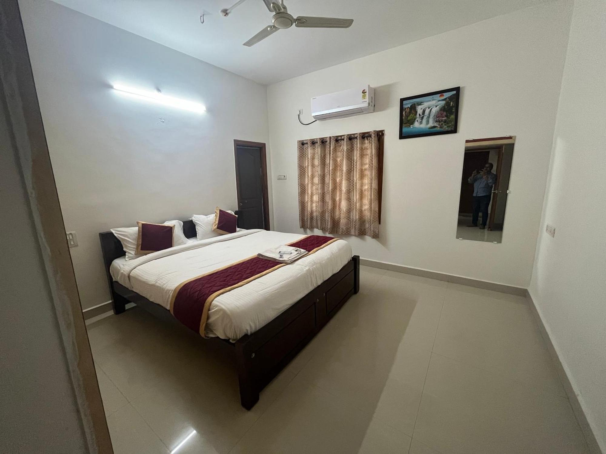טירופאטי Nanda Mohan Homestay- Luxuries Ac Apartment Close To Alipiri Foothills-Kapila Teertham And Iskcon Temple מראה חיצוני תמונה